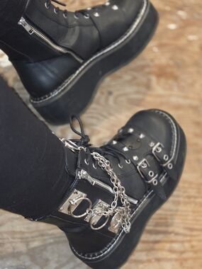 DEMONIA Black Platform Lace-Up Combat Boots with Chain Detail